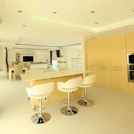 Villa Rembrandt Lux *